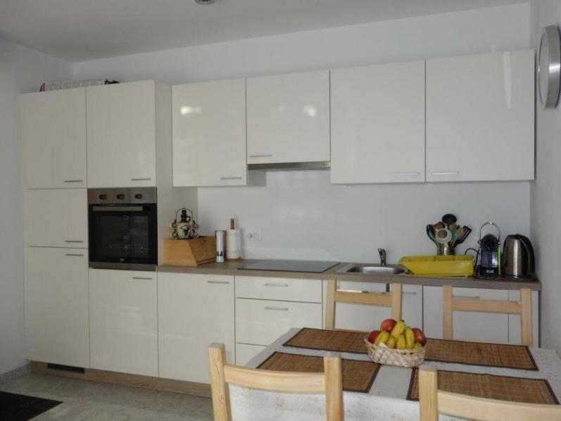 Apartment Petrovic 梅杜林 外观 照片